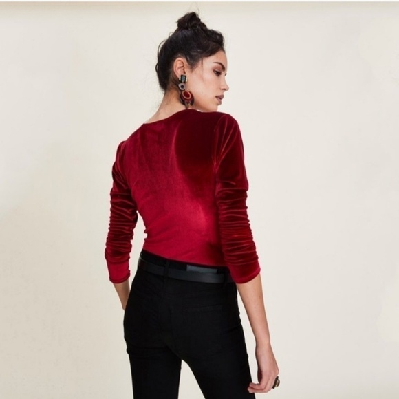 LPA Revolve Velvet Long Sleeve Plunge Neck Bodysuit 44 Merlot Size Sm Christmas - Picture 3 of 8